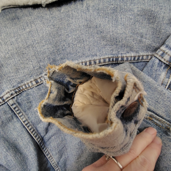 Vintage Levi’s Sherpa Lined Denim Trucker Jacket Mens Medium 80s 90s Made in USA - Picture 8 of 8